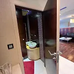 Lux Flat Easy To Reach Centrum *